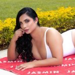 Explore Professional İzmit escort Listings Online